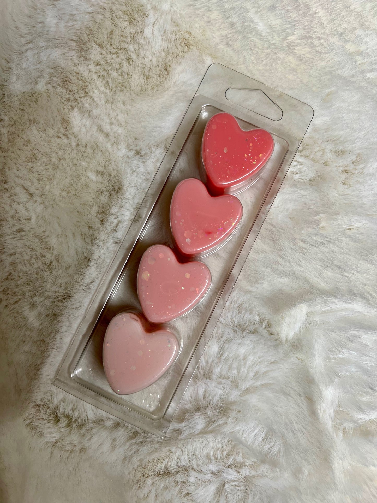 Hearts Clamshell image 2