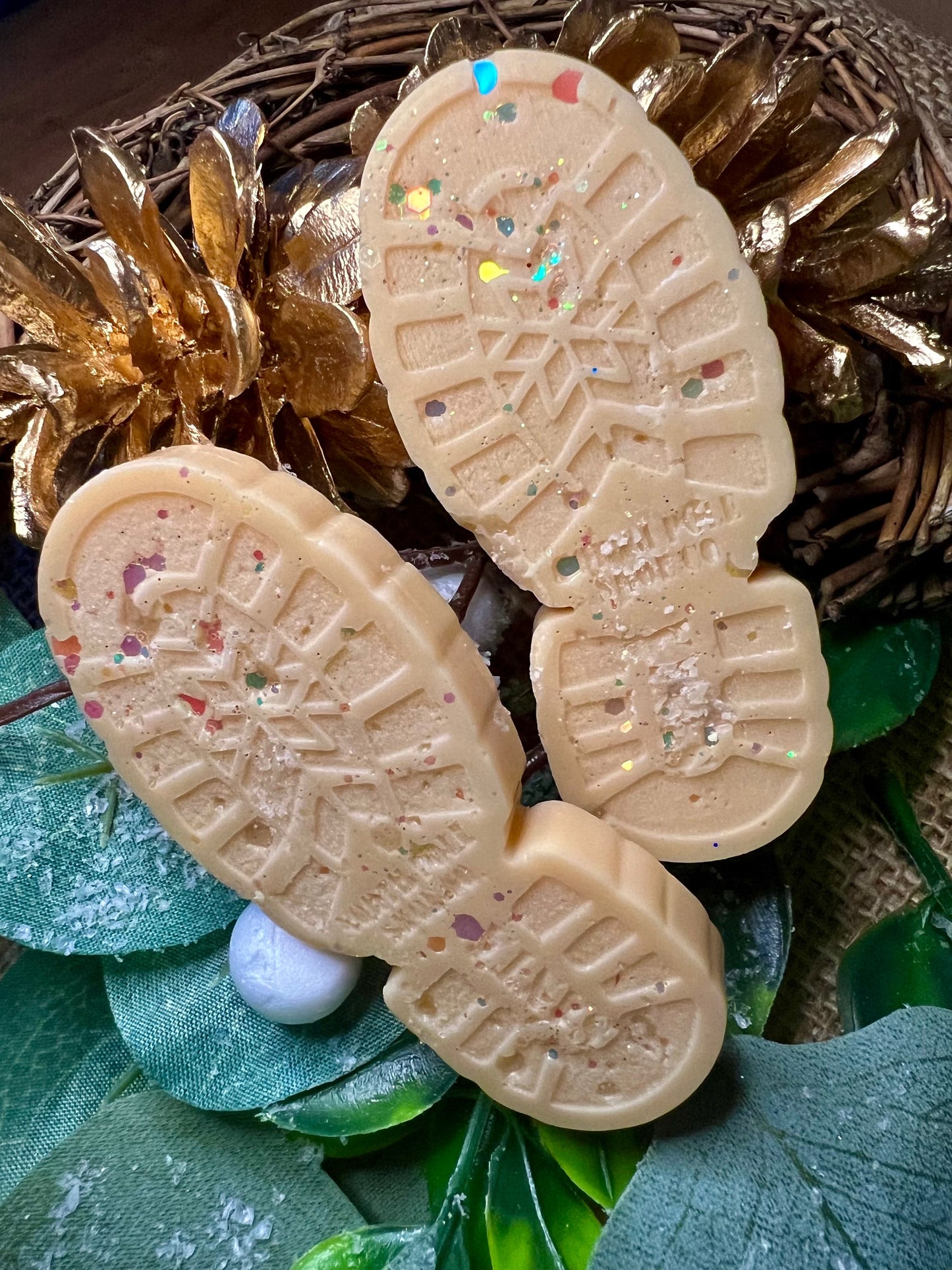 Spiced Cocoa & Candy Cane Santa Boots image 0