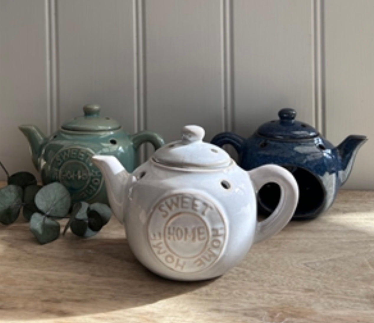 Teapot with Lid Ceramic Oil Burner / Wax Melter image 0