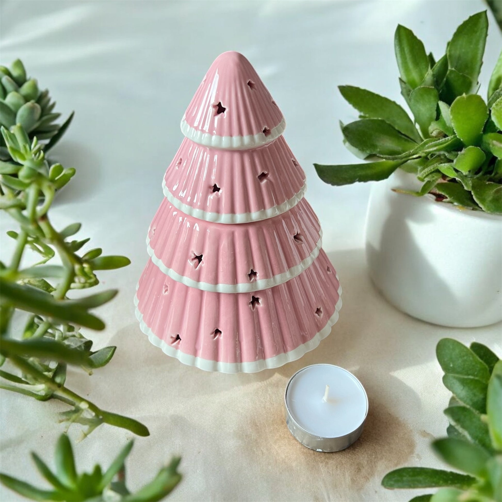 PINK CHRISTMAS TREE OIL BURNER image 0