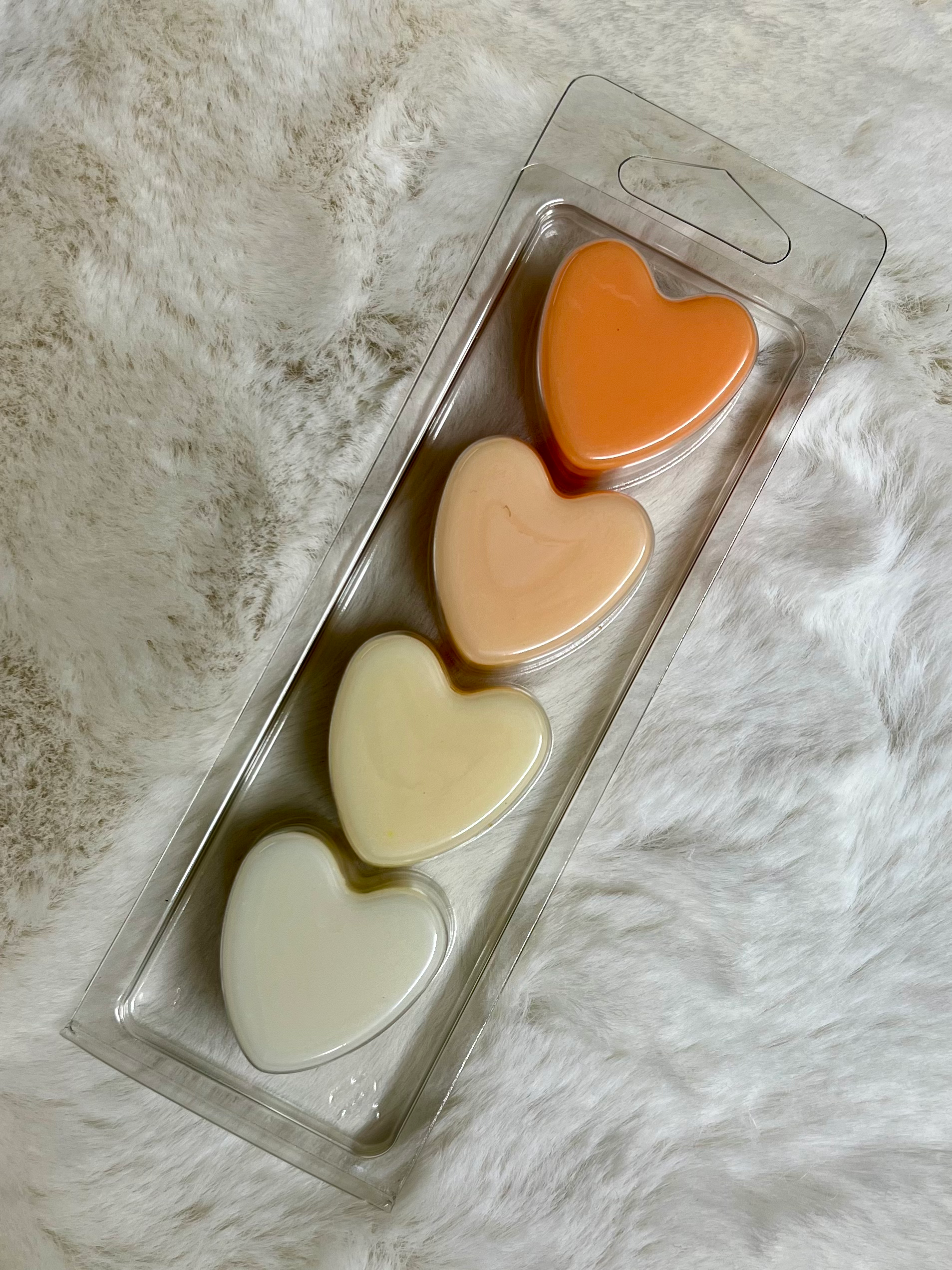 Hearts Clamshell image 4