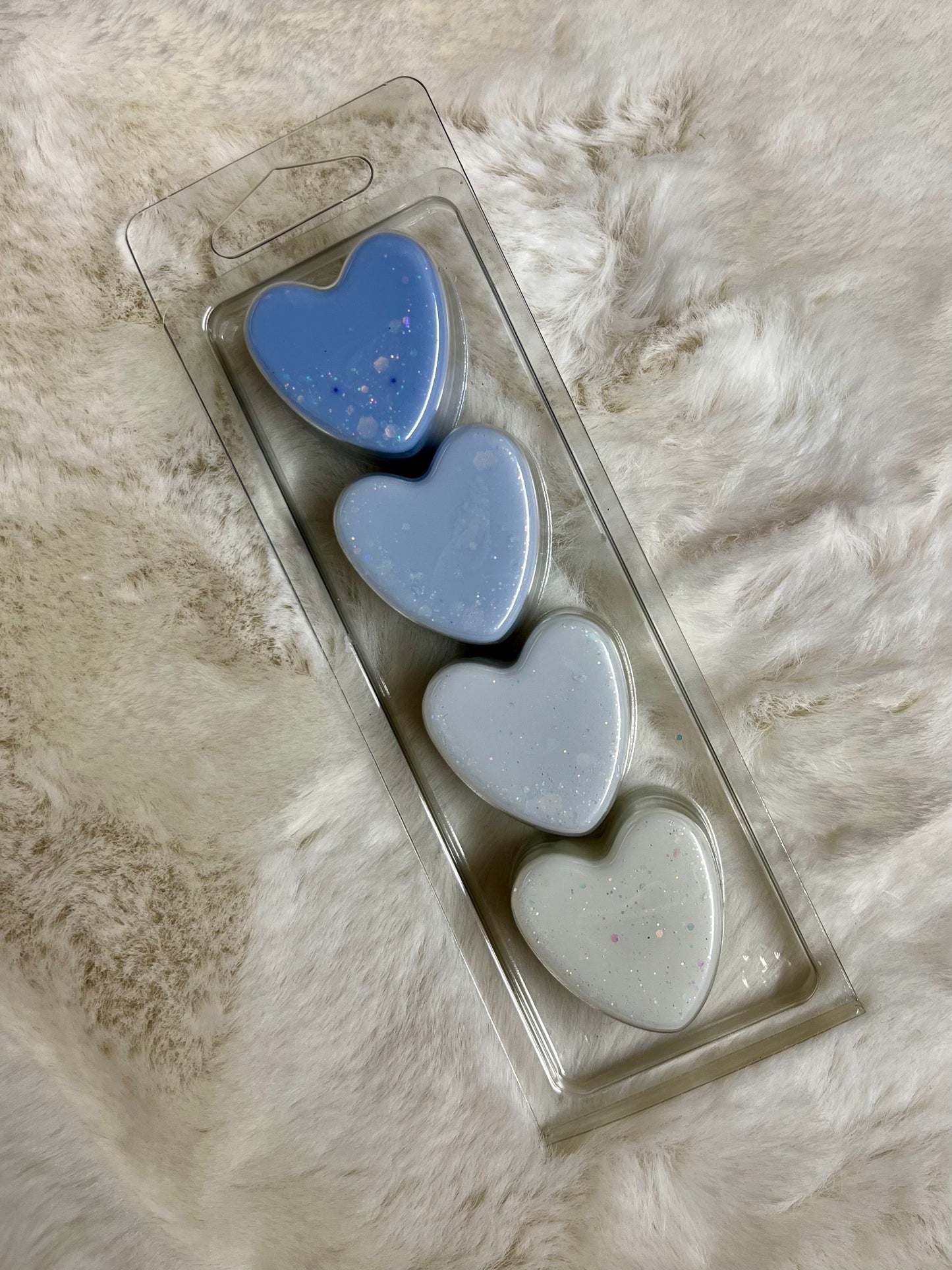 Hearts Clamshell image 5